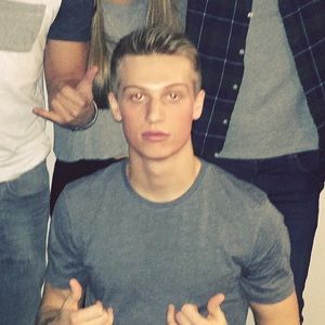 Meet your Posher, Steven